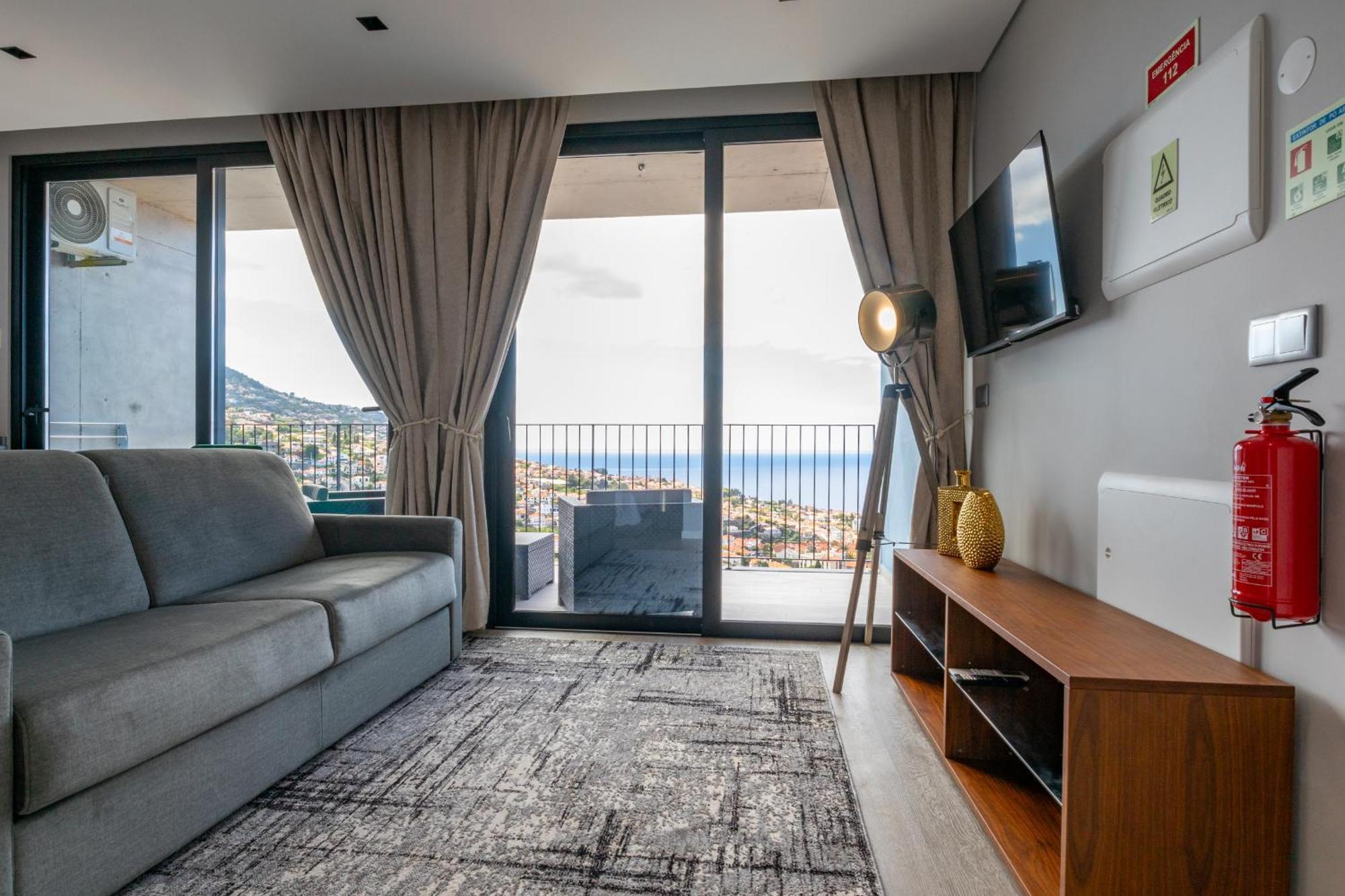 Atlantico Azul Apartment Funchal  Exterior photo